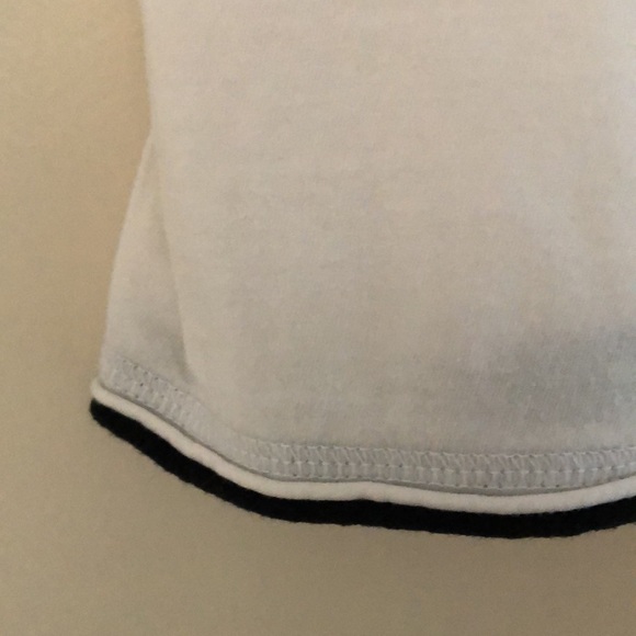 Walt Disney! Mickey Mouse Tshirt collection! good condition! Pre loved! M - Picture 4 of 11